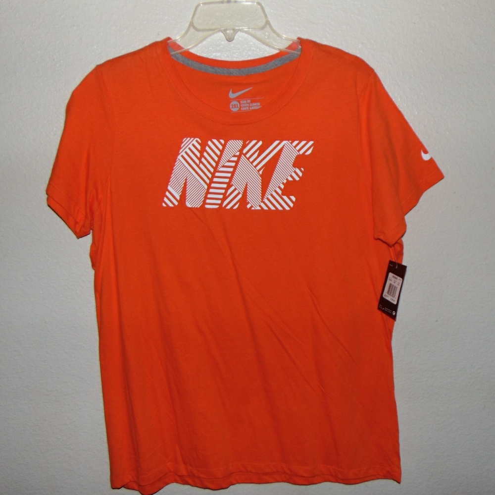 Nike athletic top